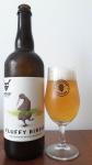 Chroust - Fluffy Birdie 15°, NEIPA lahev a sklenice