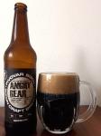 U Bizona - Angry Bear 19°, Double Black IPA lahev a sklenice